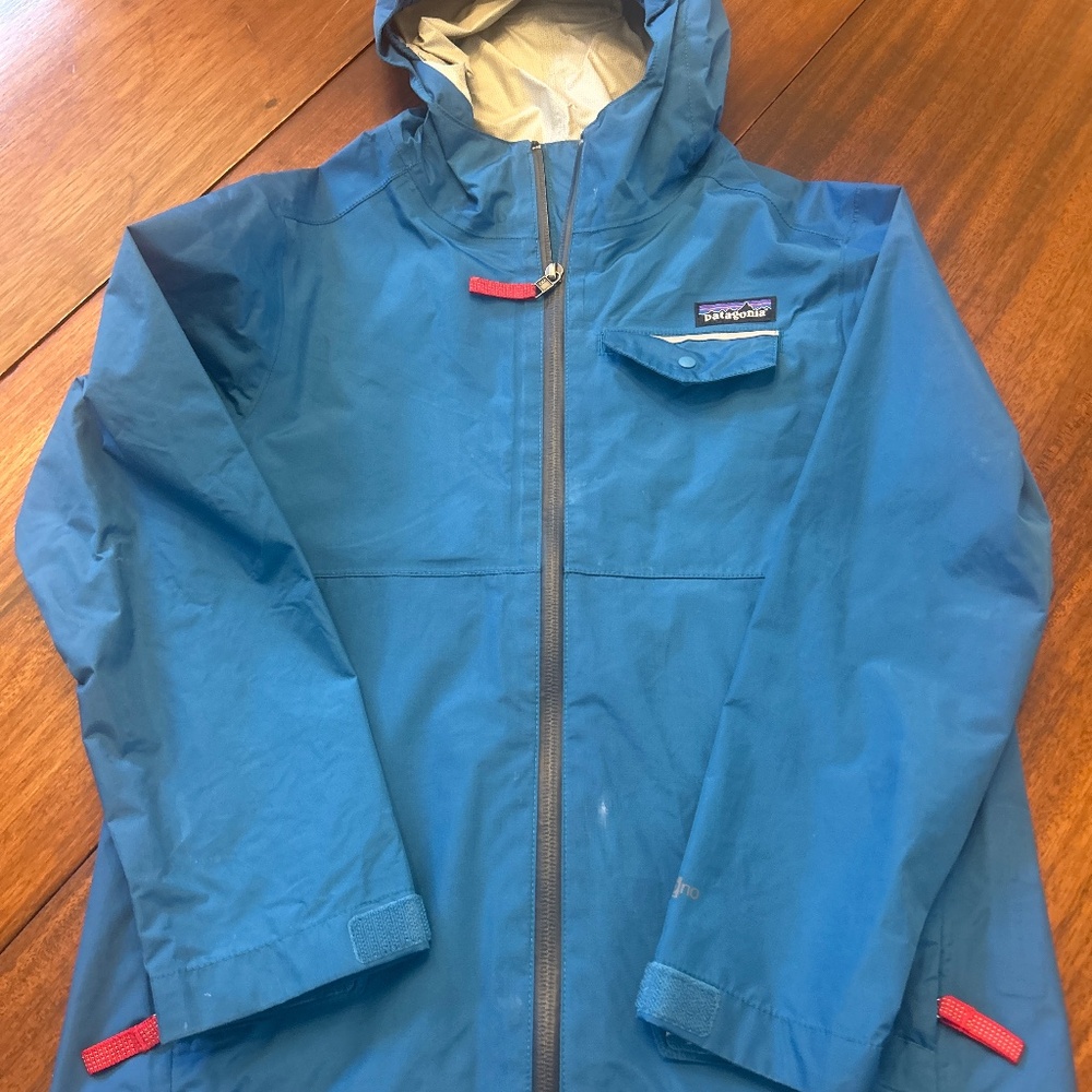 Patagonia boy’s raincoat